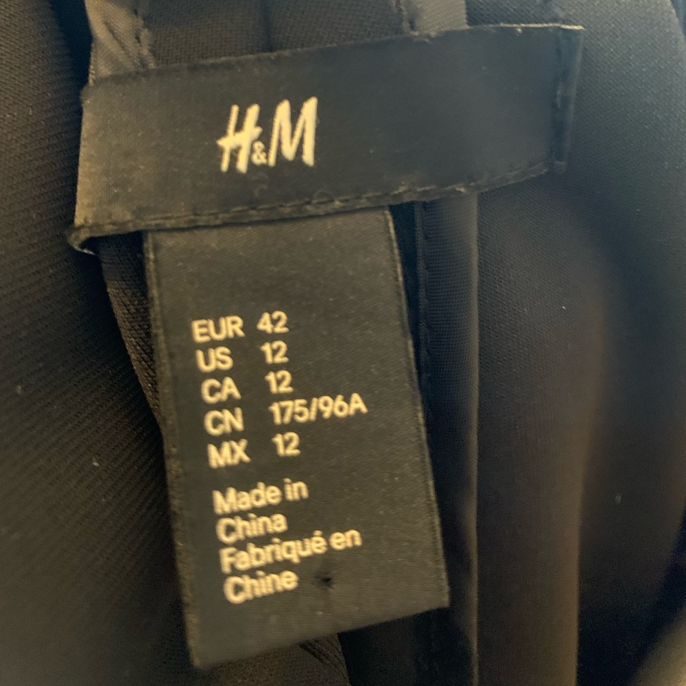 Lightweight And Versatile Car Coat - image 5